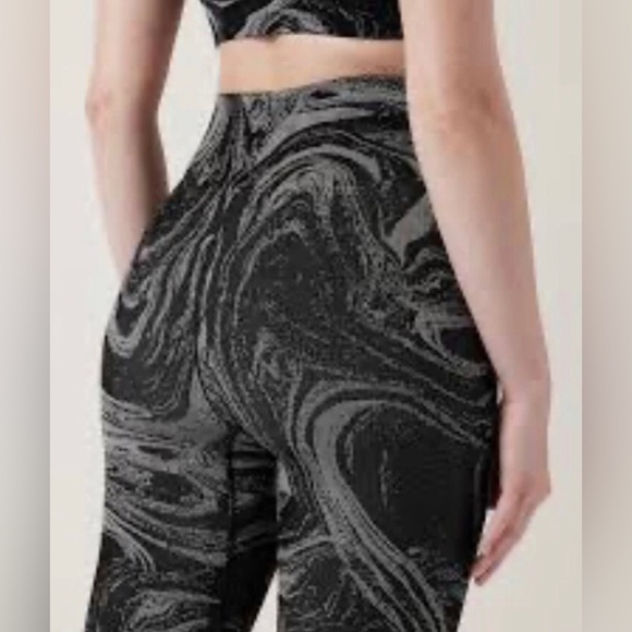 ATHLETA Small Aurora Black Marble Shine Seamless High Rise‎ Tights Leggings Gym - Picture 2 of 8